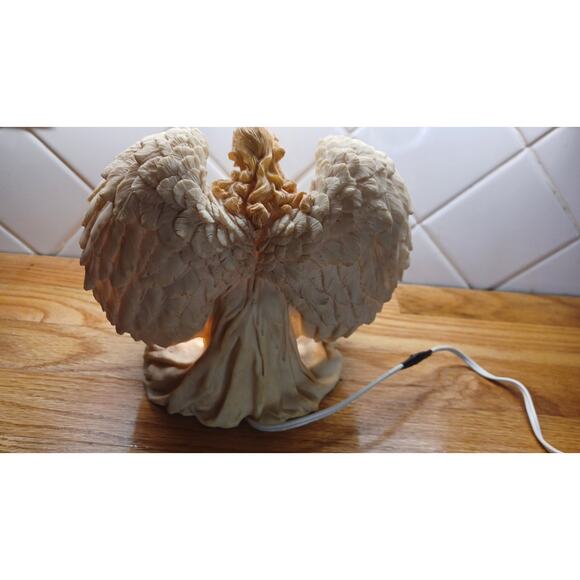 Sculpted Guardian Angel Nativity Manger Electric Nightlight - Picture 6 of 8